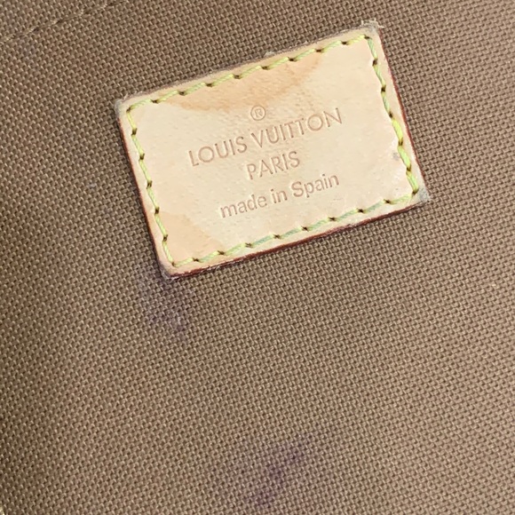 SOLD Louis Vuitton Odeon Crossbody Bag - Picture 10 of 16